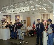 Chilenos en el Stand